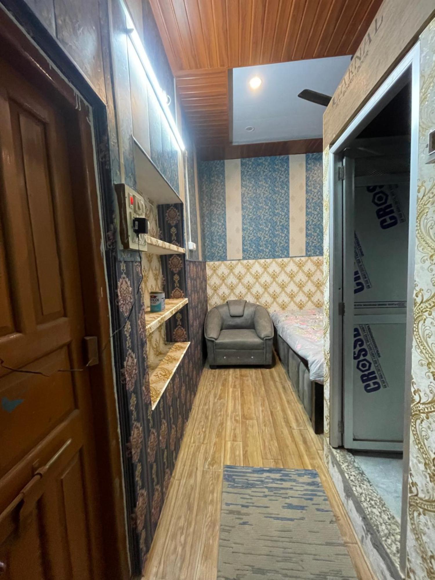 Swastik Home Stay Ravindpuri Waranasi Zewnętrze zdjęcie