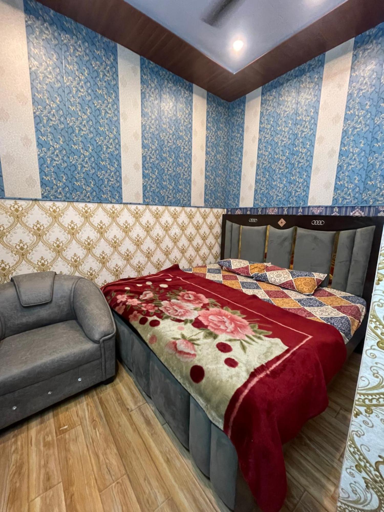 Swastik Home Stay Ravindpuri Waranasi Zewnętrze zdjęcie
