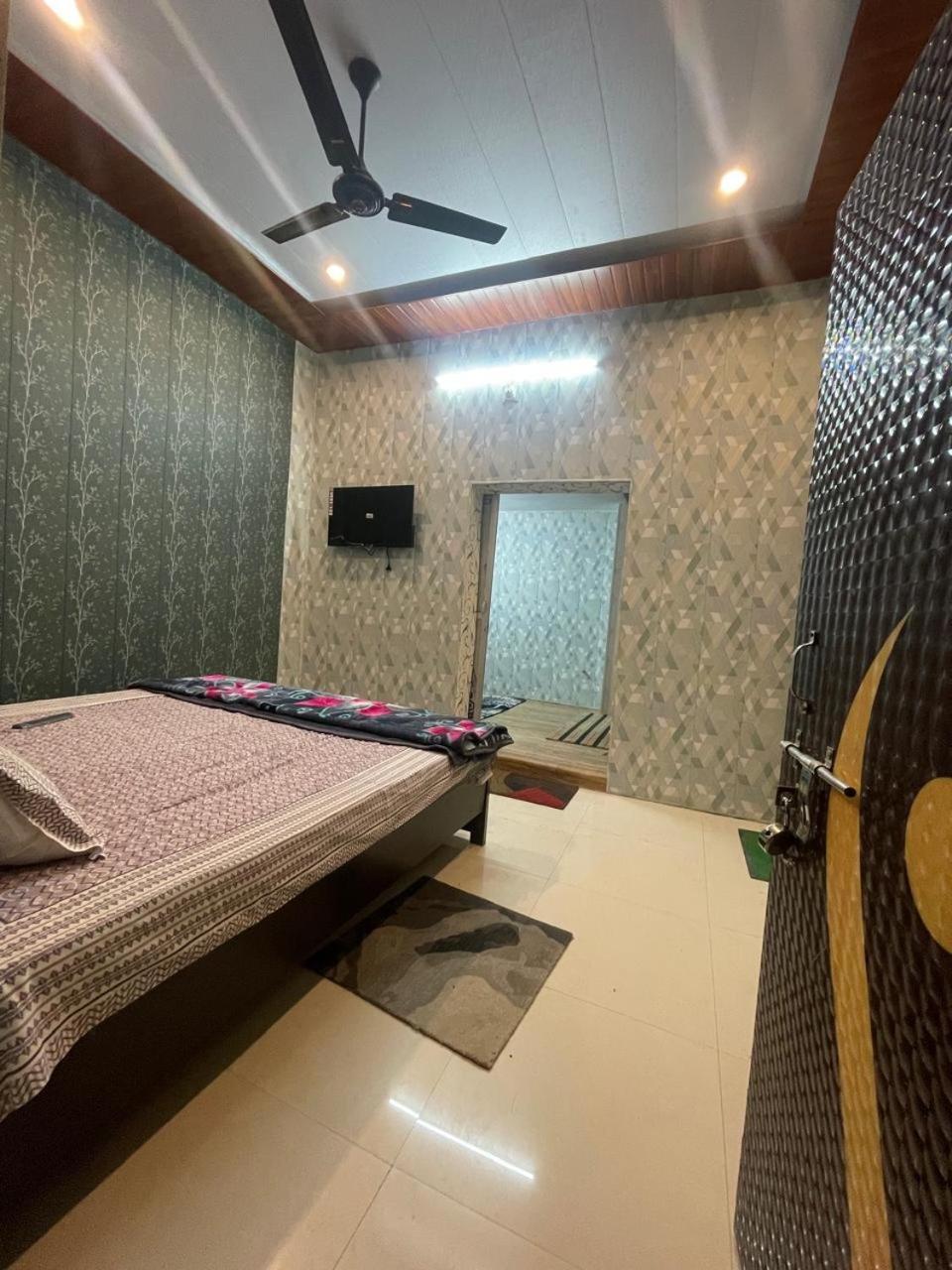 Swastik Home Stay Ravindpuri Waranasi Zewnętrze zdjęcie